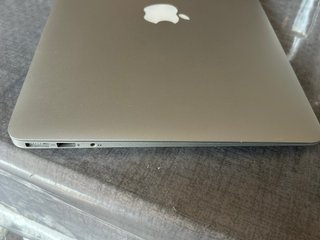 Apple MacBook Air 13 (A1466 Early 2014)