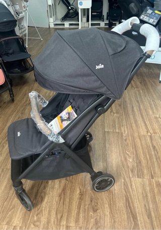 Silla de paseo Joie Pact Pro