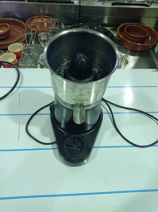 EXPRIMIDOR DE ZUMO MANUAL