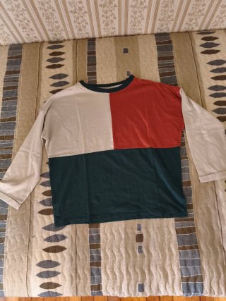 Camiseta manga larga color block
