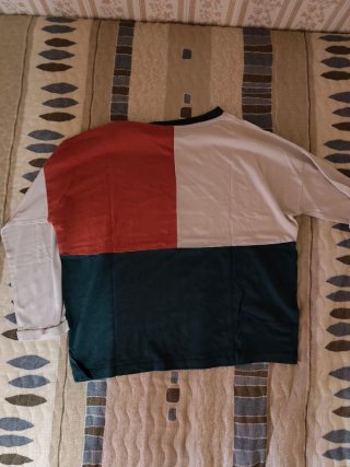 Camiseta manga larga color block