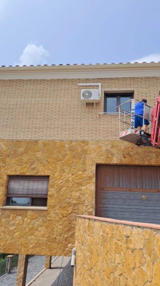 Servizio di Ricarica Gas R32 per Condizionatori