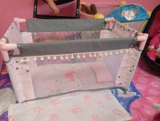 Lote Muñecos Baby Born con Accesorios trona, cuna