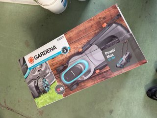 Gardena cortacésped a batería PowerMax 32/18V P4A