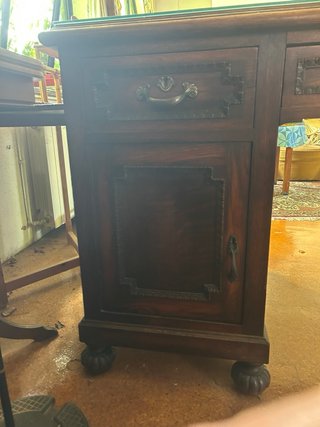 Escritorio antiguo madera maciza
