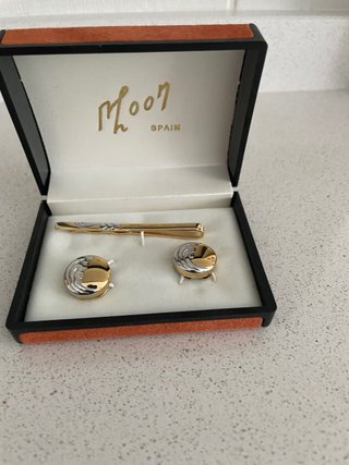 Estuche Moon Gemelos y Pasador Oro/Plata
