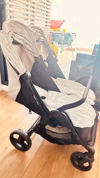 Carrito bebe gemelar Baby Monsters