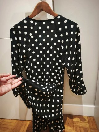 Vestido Zara lunares negro y blanco