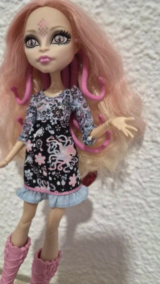 Muñeca Monster High Viperine Gorgon