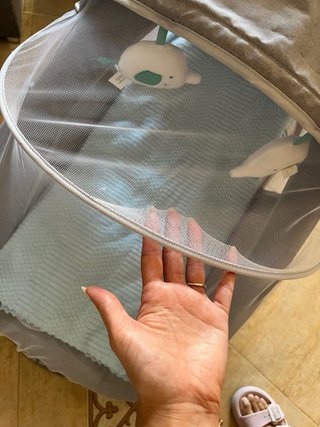 Hamaca eléctrica para bebé gris