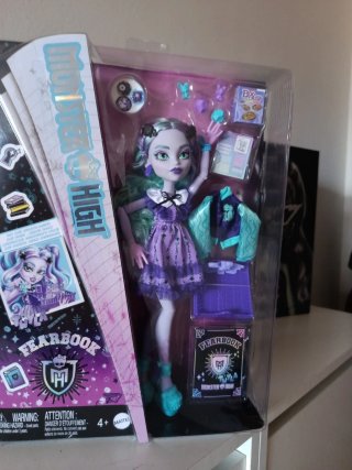 Muñeca Monster High Twyla Fearbook