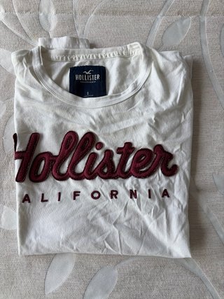 12 camisetas de hombre de varias marcas.