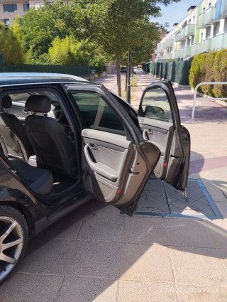 Audi A4 1.9 tdi 130 sline!