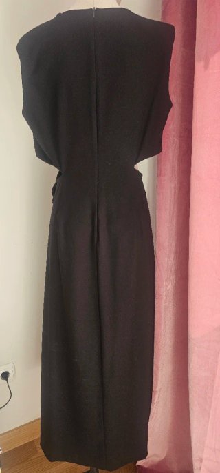Vestido midi Zara negro
