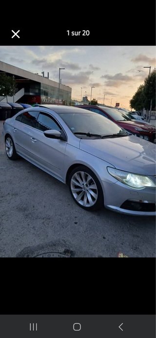 Volkswagen Passat CC 2011