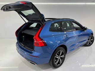 Volvo XC60 2.0 T6 AWD Recharge R-Design Auto