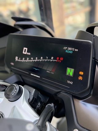 BMW R 1250 RT Negra