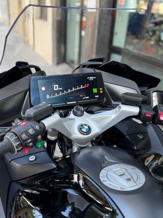BMW R 1250 RT Negra