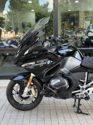 BMW R 1250 RT Negra