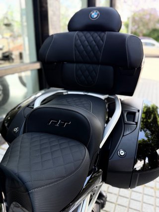 BMW R 1250 RT Negra