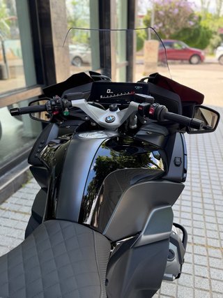 BMW R 1250 RT Negra