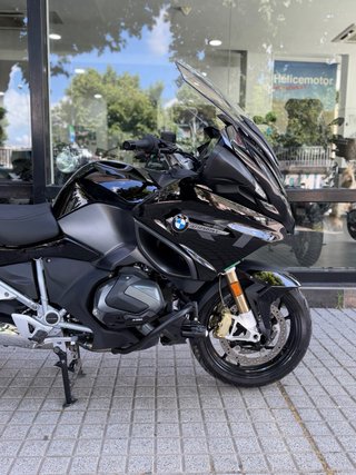 BMW R 1250 RT Negra