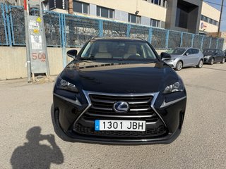 Lexus NX 300h 4x4