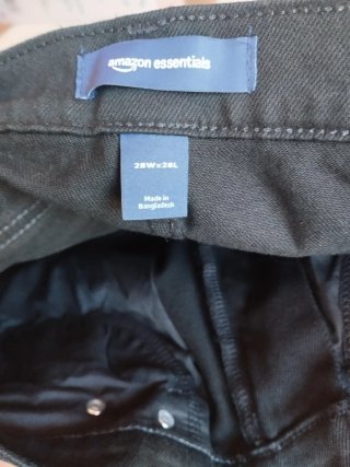Pantalón vaquero negro