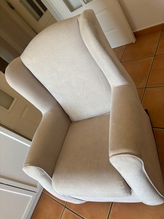 Butaca mecedora beige