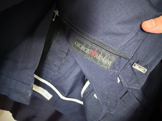 Traje de hombre azul (Armani)