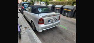 Opel Cabrio 2002