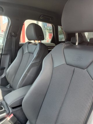 AUDI Q3 40 TFSI BLACK LINE QUATTRO 190Cv