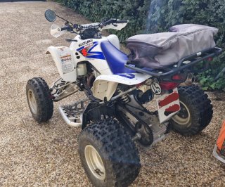 Suzuki LTZ 400