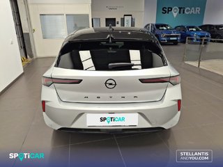 Opel Astra 2024