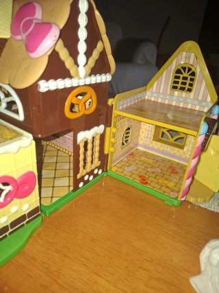 Casa de muñecas Hello Kitty