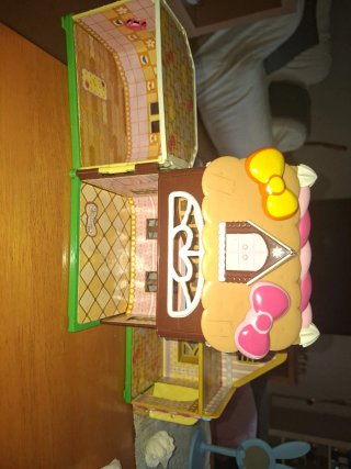 Casa de muñecas Hello Kitty