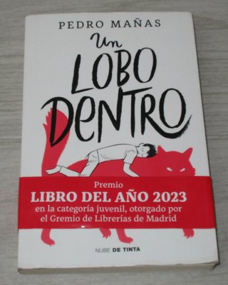 LIBRO UN LOBO DENTRO