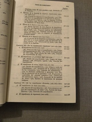 Comentarios al código de derecho canónico II