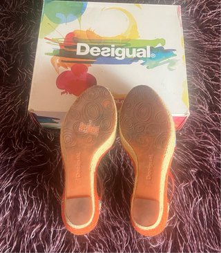 Sandalias Cuña Desigual. Talla 39 Multicolor.