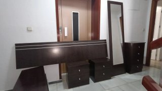 Muebles dormitorio marrón wengué