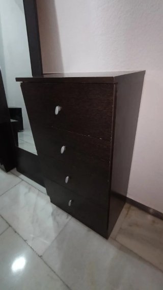 Muebles dormitorio marrón wengué