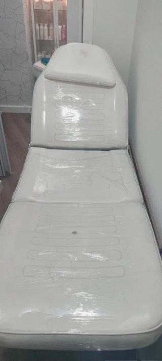 Camillas estética urgente 50€ cada una. Urgente
