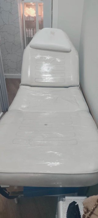 Camillas estética urgente 50€ cada una. Urgente