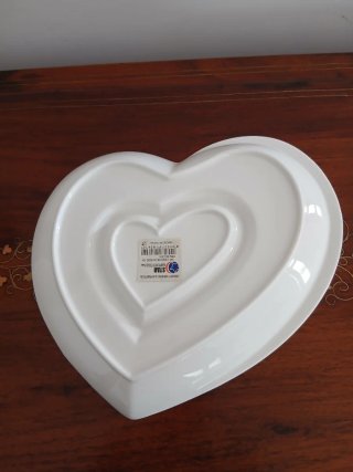 Piatto a forma di cuore