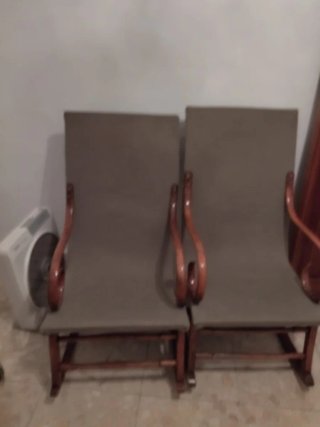 2 Mecedoras Antiguas Madera y Tela