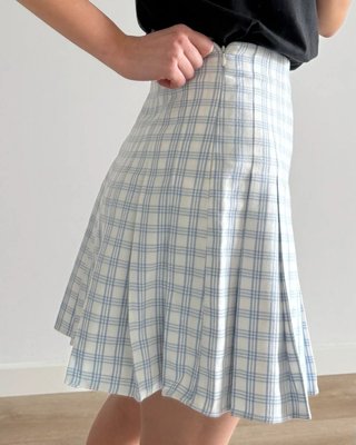 Falda mini a cuadros azul y blanco