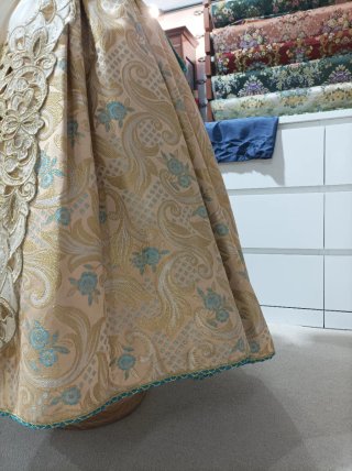 Falda Fallera Vainilla Oro