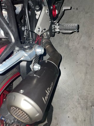 Escape LeoVince Kawasaki Z900e/A2 2020-2024 Negro