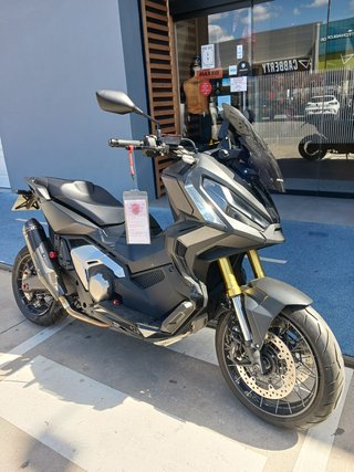 Honda X-ADV 750 Negra/Gris