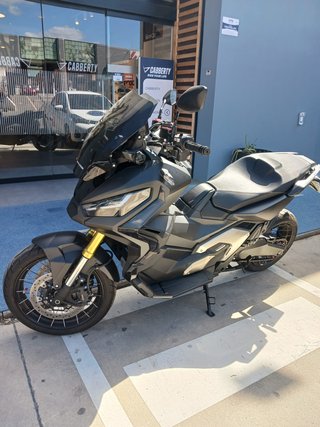 Honda X-ADV 750 Negra/Gris
